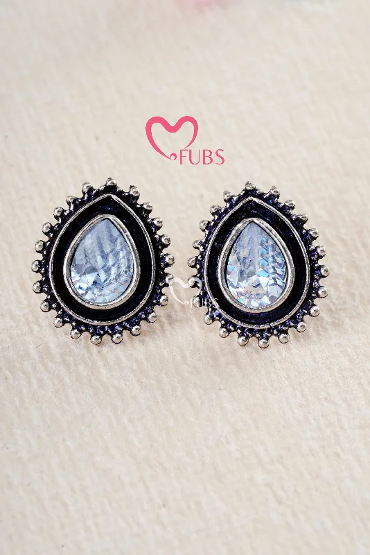 Women’s vintage-inspired earrings-White Studs Oxidized Earrings