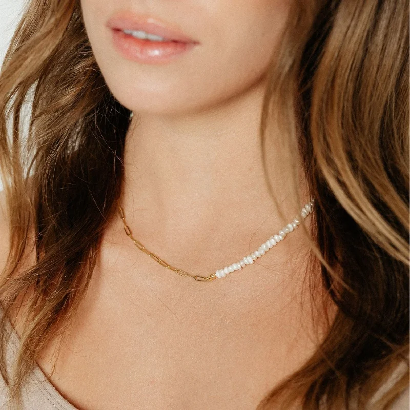 Women’s dainty necklace-Paige Necklace (Gold)