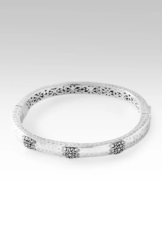 Women’s crystal bracelet-Eternal Life Bangle™ in Janyl Adair