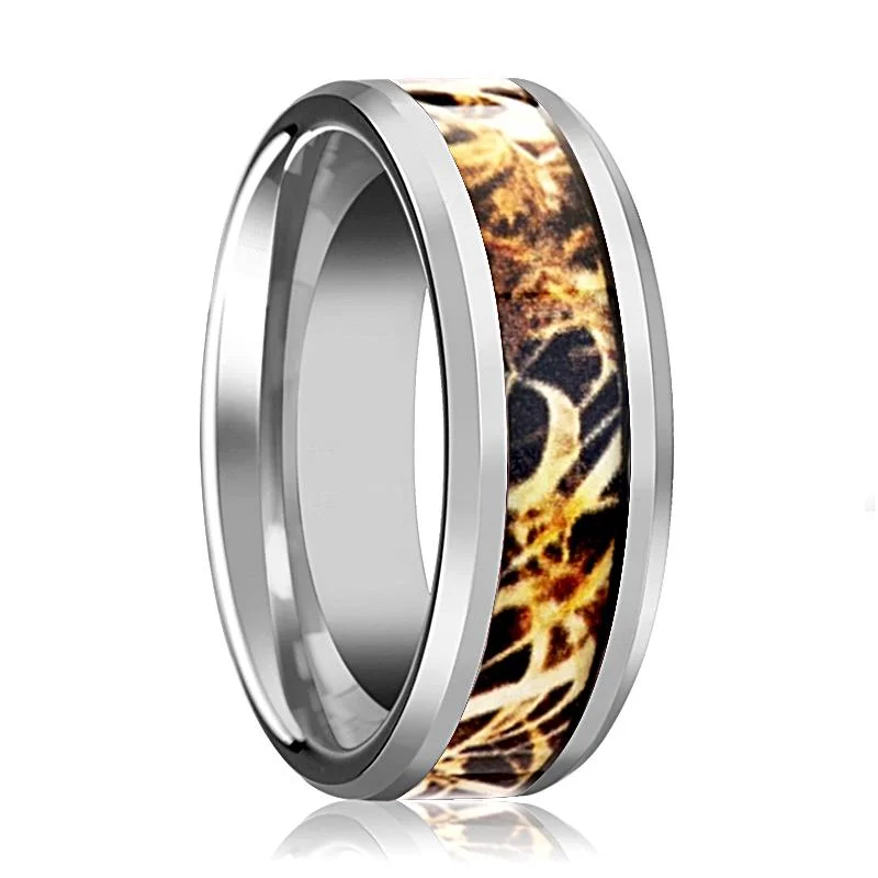 Women’s alternative ring-TERRA | Tungsten Ring, Leaves Grassland Camo Inlay, Beveled